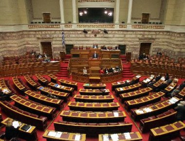 Στη διάσκεψη της Βουλής το ΕΣΡ για τις τηλεοπτικές άδειες